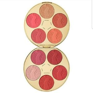 Tarte blush bazaar